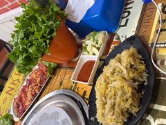 -牛牛牛酸菜煎肉店(望云寺路店)