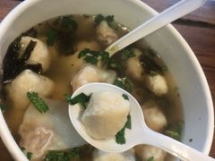 -手劲鱼丸馄饨铺(哈一百店)