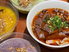 葡萄牛奶冰浆-夏食光安顺小舒冰粉冰浆(甲秀楼店)