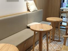 用餐区-霸王茶姬(大学城熙街店)