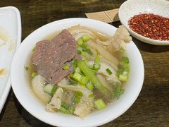 -乐山食古香跷脚牛肉
