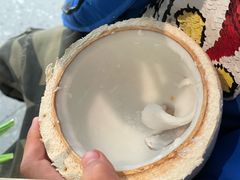 -三个椰子·现砍椰子鸡(金源CBD店)