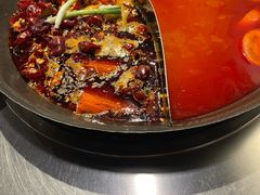 -鹿鸣山草本茶香火锅(园西路店)