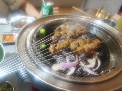 -围炉肉舍•炭烤活鳗•丹东海鲜烤肉(步行街店)