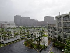 行政楼周边环境-深圳大学总医院