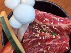 特选壶渍带骨牛排-炎蔵牛舌烤肉