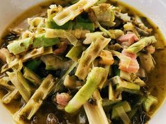 雪菜小野竹笋-食光慢宴·安吉土菜馆