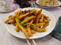 -霄汉牛三鲜湖北砂锅菜(万松园2店)
