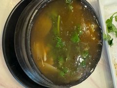 -光海鲜鱼翅餐厅(叻差拉披色路店)