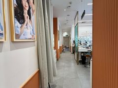 -海马体照相馆(万菱汇店)