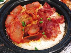 腊味拼叉烧-煲煲香快餐(南京路店)