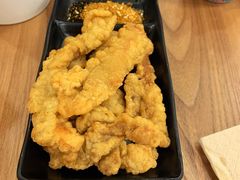-煲仔皇腊味煲仔饭(经四万达店)