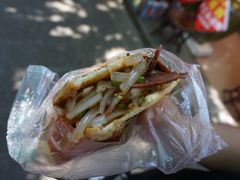 夹牛肉凉粉-小陈方酥锅盔(古城总店)