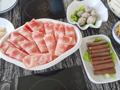 -云中捞高空旋转餐厅(商茂世纪广场店)