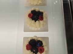 -潮一不贰·法式甜品·生日蛋糕·西式简餐(外滩店)