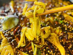 水煮蛙-鸿顺老铁锅美蛙鱼府(解放碑店)