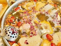 -菌小白·野生菌火锅(时尚天河店)