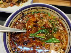 -云阿蛮云南生烫牛肉米线(奉贤路店)