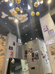 -PE SALON