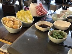 -捞王锅物料理(上海世茂广场店)