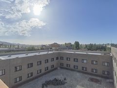 -敦煌山庄摘星阁