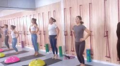 -OM瑜伽教练培训学院