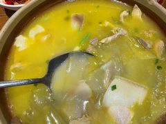 -琥珀老六龙虾(四里河店)