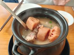 -莲餐厅·湖北菜·潜江小龙虾店(愚园路店)