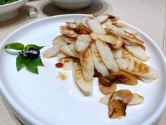 山药炒松茸-将相和·海鲜蒸饺大连菜