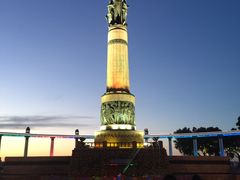 -人民防洪胜利纪念塔