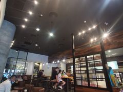 大堂-星巴克臻选(广州东山锦轩店)