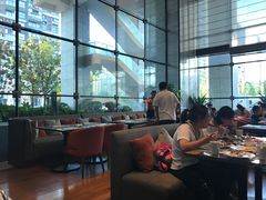 -飨食汇全日制餐厅·昆山皇冠假日酒店(九方店)