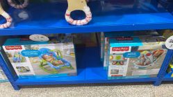 -逝水玩具折扣店