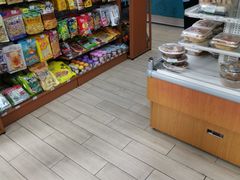 -全家便利店(四平路六店)