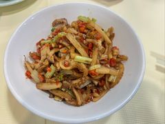 酸萝卜牛肚丝-笨罗卜浏阳菜馆(龙华鹏润达店)