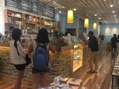 -猫的天空之城概念书店(印象城购物中心店)