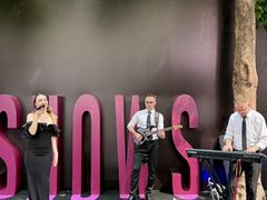 -荔秀服饰文化街区