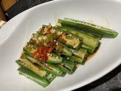 秋葵-小城粥道·海胆鲜虾粥(解放广场店)