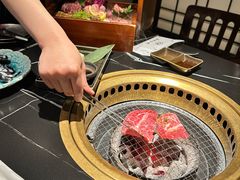 -山川小町·极番烧肉(新地假日广场店)