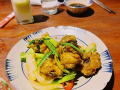 -Cuc Gach Quan Restaurant