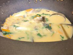 -咕嘟草帽鱼·牛奶一样的鲜鱼汤(包河万达广场创始店)