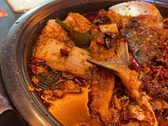 -探鱼·鲜青椒爽麻烤鱼(银泰城店)