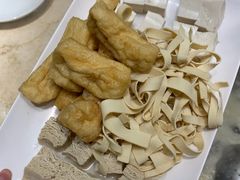 -陈大锅·岳阳鱼馆·地道岳阳菜(美食街店)