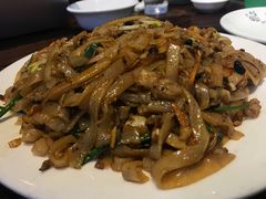 -蚝美人·生蚝海鲜烧烤(茶花园店)