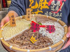 -毛肚向右·川渝毛肚王(经开永旺店)