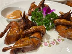 梧桐秘制乳鸽-梧桐庄园