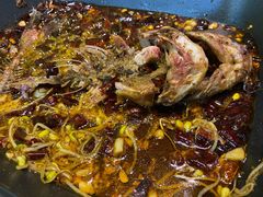 香辣纸包鱼-川渝窈妹纸包鱼·齐齐哈尔烤肉