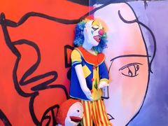 -Y&Y创意真人密室逃脱馆(人民广场步行街店)