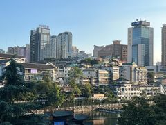 -包整·丝娃娃(一览甲秀楼风景店)