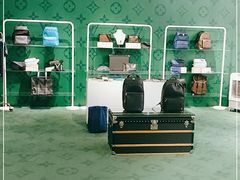-LV路易威登(德基广场店)